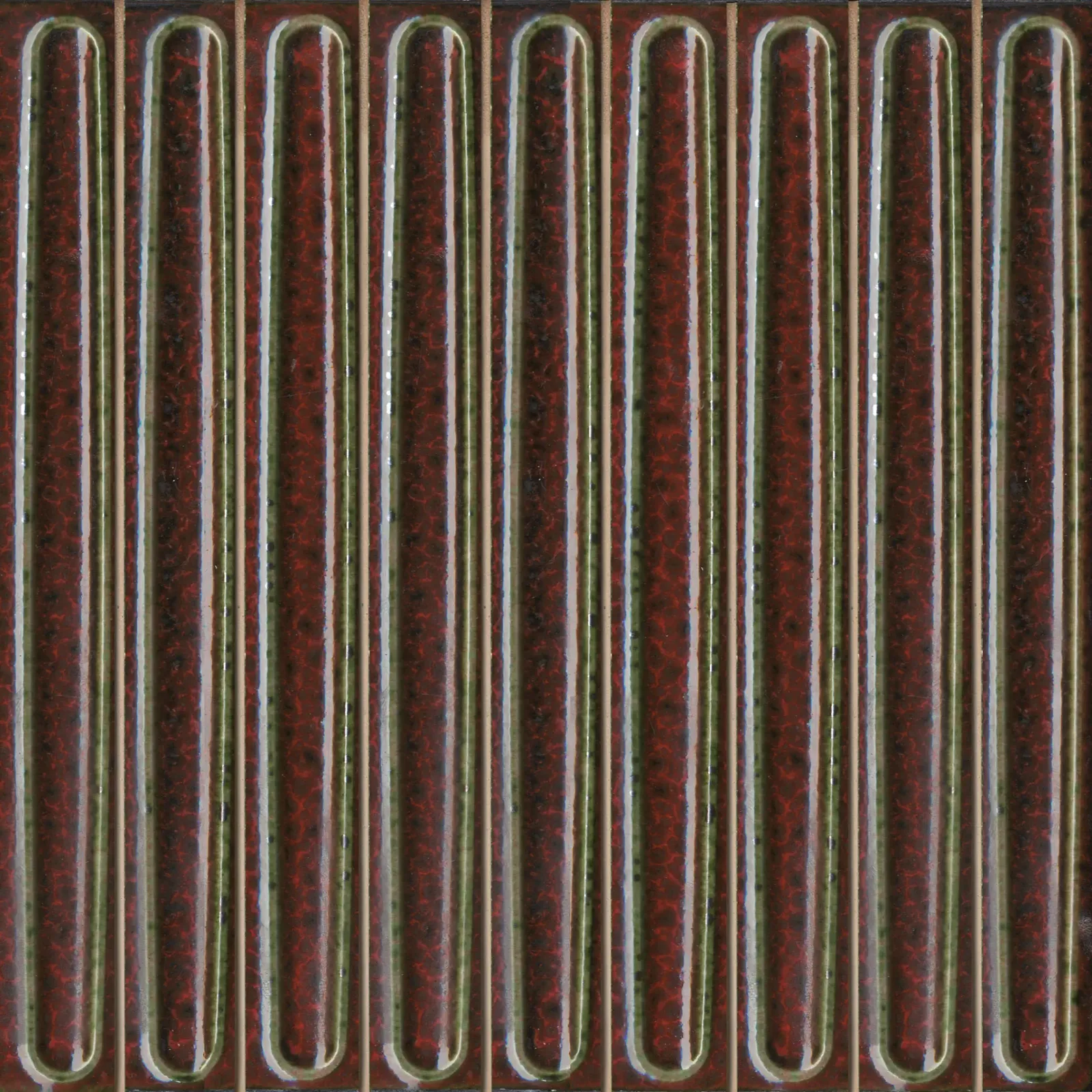 Декор чипсет Далия красный тёмный глянцевый 20x20x0,95. Фото 1 из 1