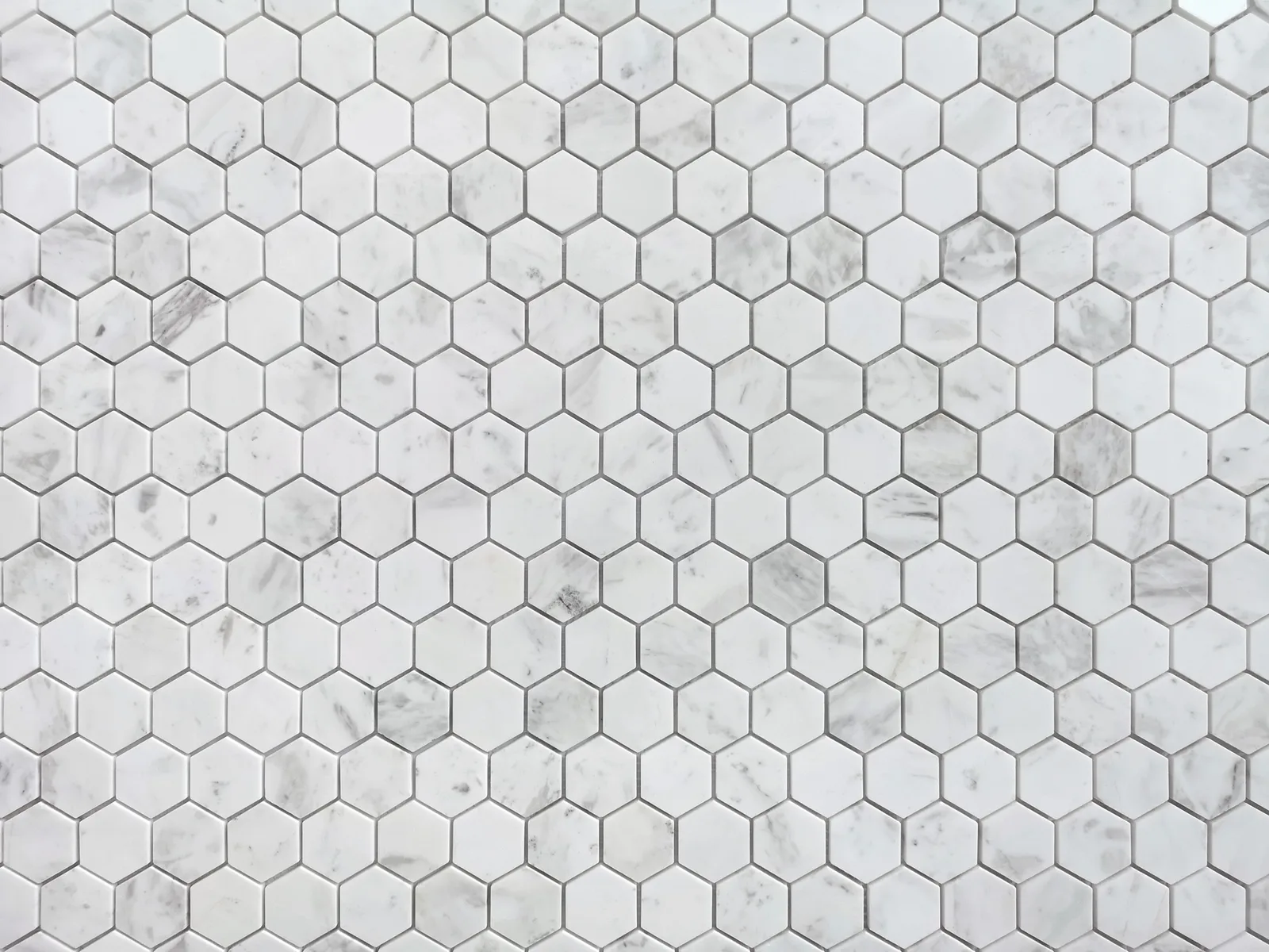 Dolomiti bianco POL hex 23x40x7 (14 шт в коробке) CAT-805db1fcfa25b5c3